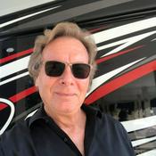 Podcast Make It Easy For People To Give You Money