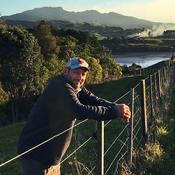 Podcast Over the Fence